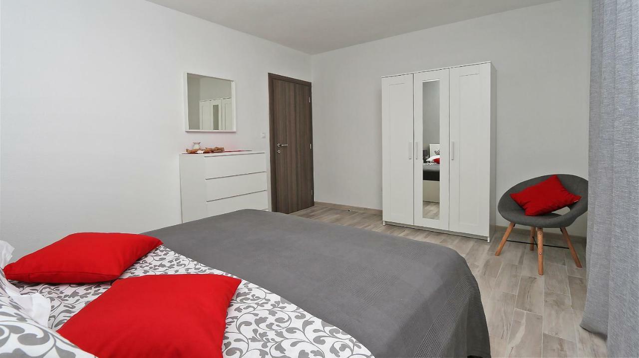 Modern Apartments Iva Makarska Ngoại thất bức ảnh