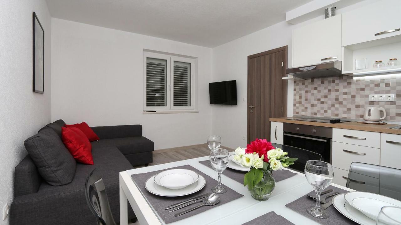 Modern Apartments Iva Makarska Ngoại thất bức ảnh